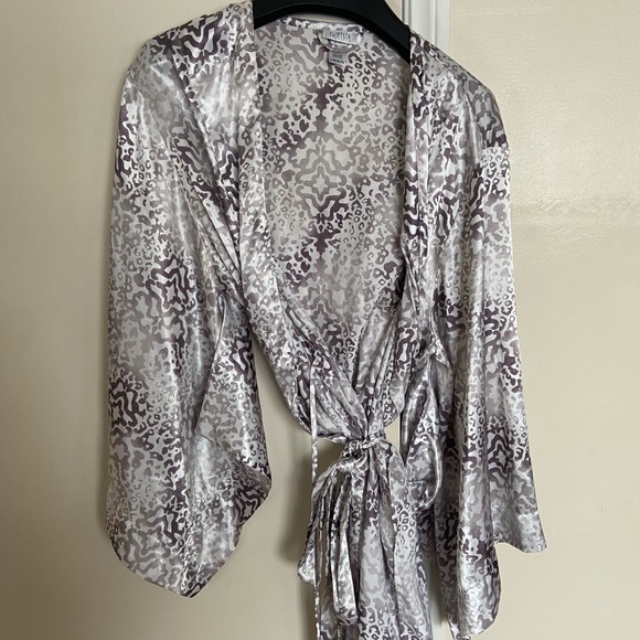 La senza silky robe - Picture 1 of 4